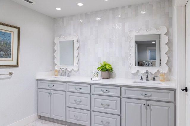 bathroom-riviera-white